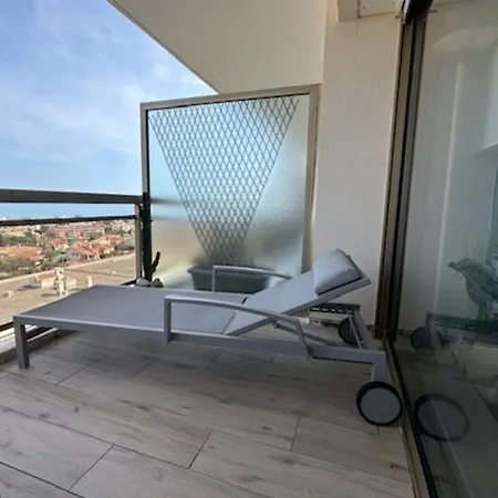 Lovely For 2 - Panoramic View דירה אנטיב